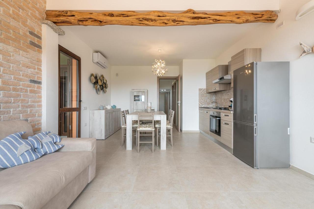 Casa Vacanza Porto Luna ヴィッラシミーウス エクステリア 写真
