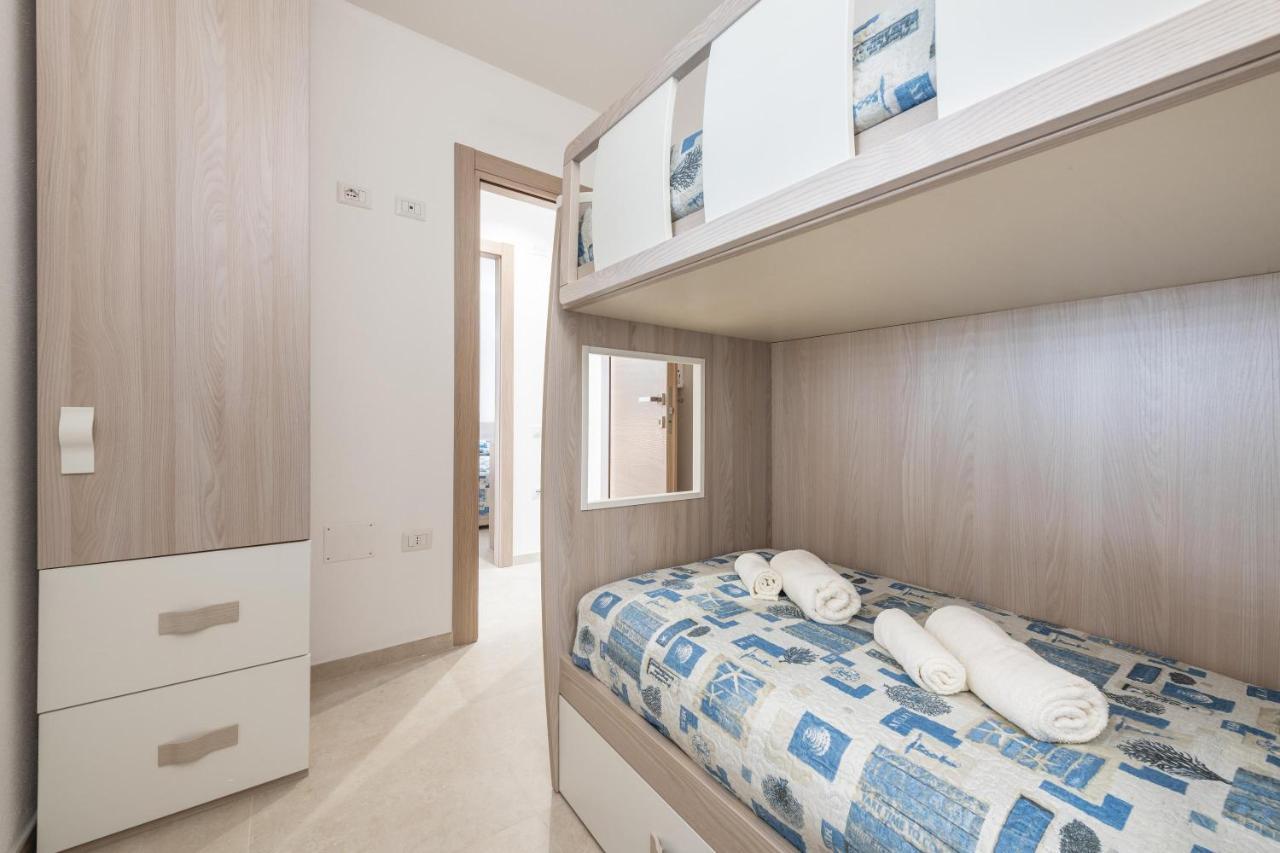 Casa Vacanza Porto Luna ヴィッラシミーウス エクステリア 写真