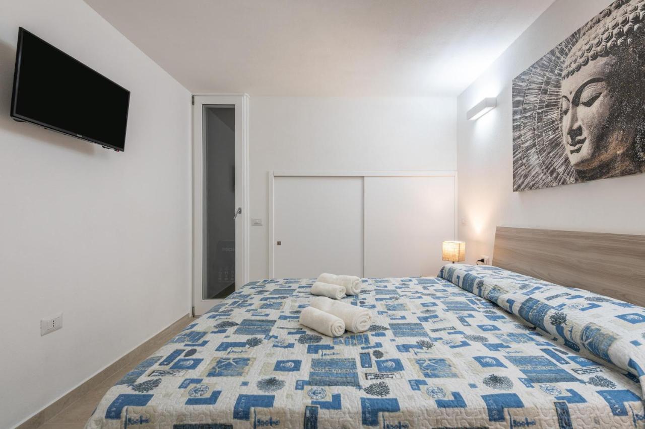 Casa Vacanza Porto Luna ヴィッラシミーウス エクステリア 写真